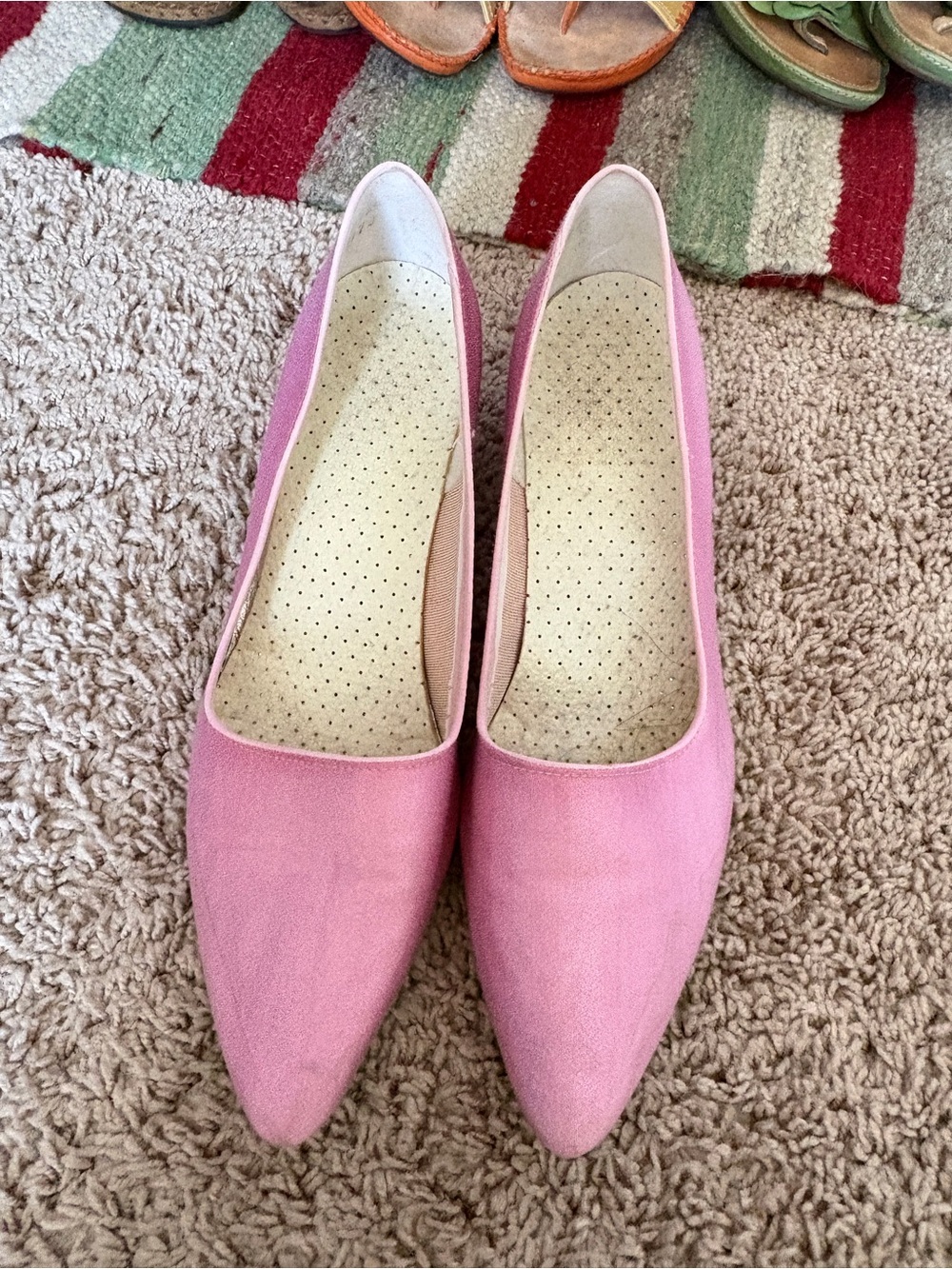 Vintage Women’s Pointed Toe Pink Heels